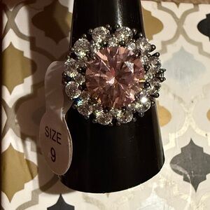 Bomb party ring pink stone hematite plating